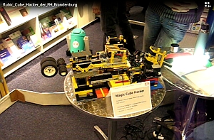 Film CubeHacker und Trash Box Robot